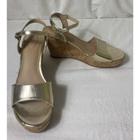 Gold tone open toe wedge sandal women’s size 11 beach spring summer Shimmer - Picture 1 of 8